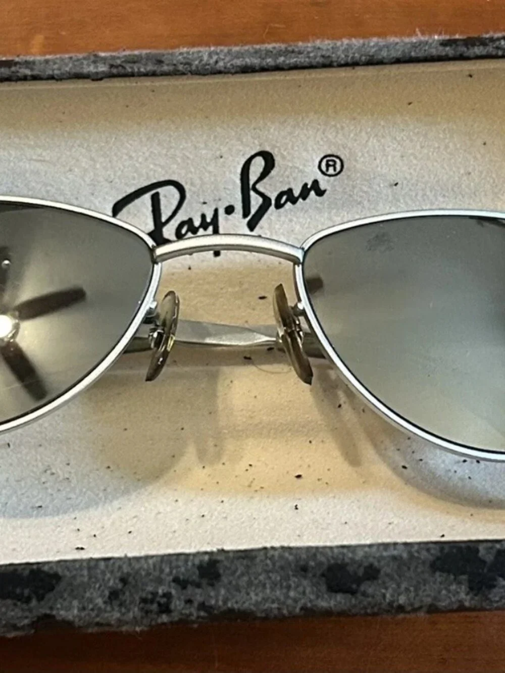 Vintage Ray-Ban W2322 YXAS Sidestreet Silver Mirrored Sunglasses with Case